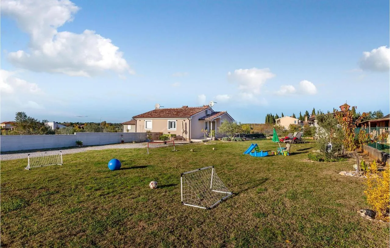 Lovely Home In Galizana With Wifi